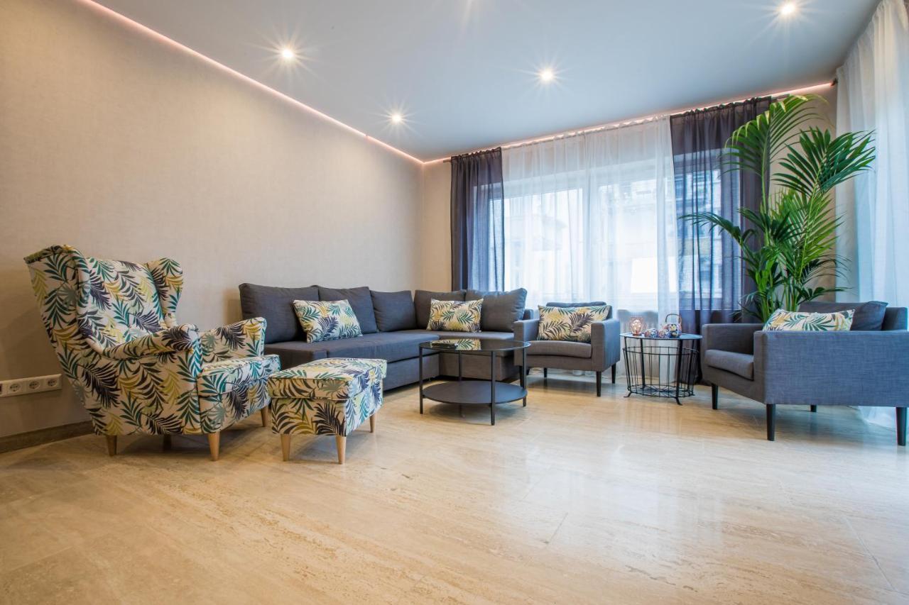 Modernes Apartment In Zentrumsnaehe Mit Eigenem Stellplatz Baden-Baden Exterior foto